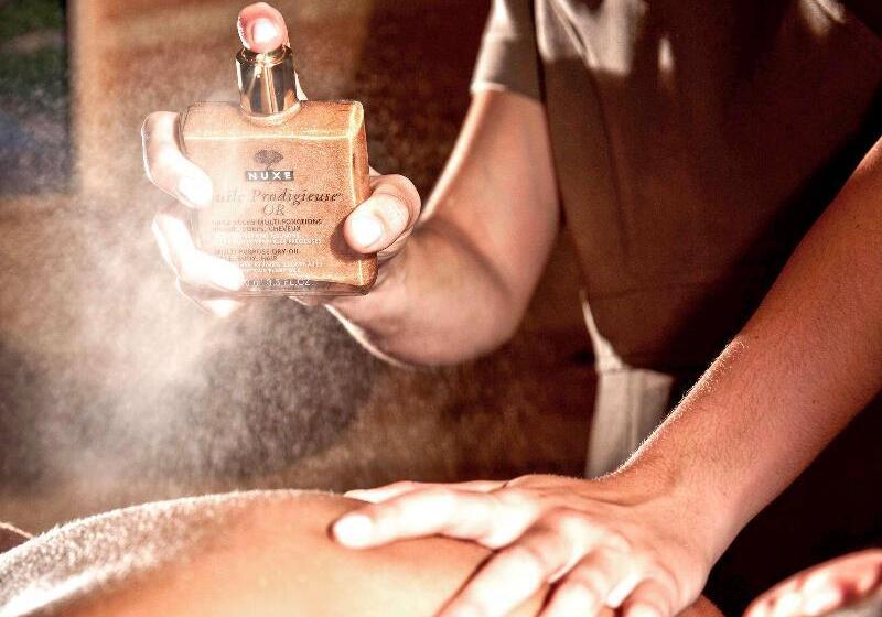 ホテル Mercure Saintlary