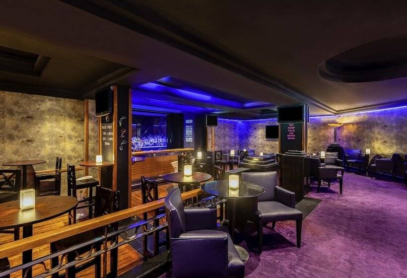 Mövenpick Hotel Doha