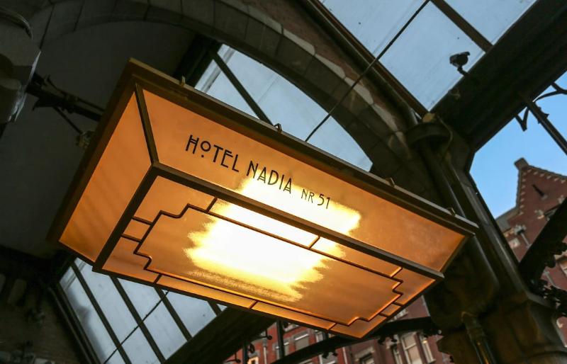 هتل Nadia