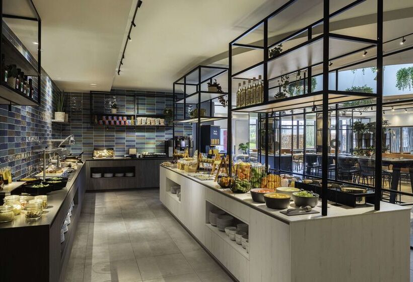 酒店 NH Brussels Airport