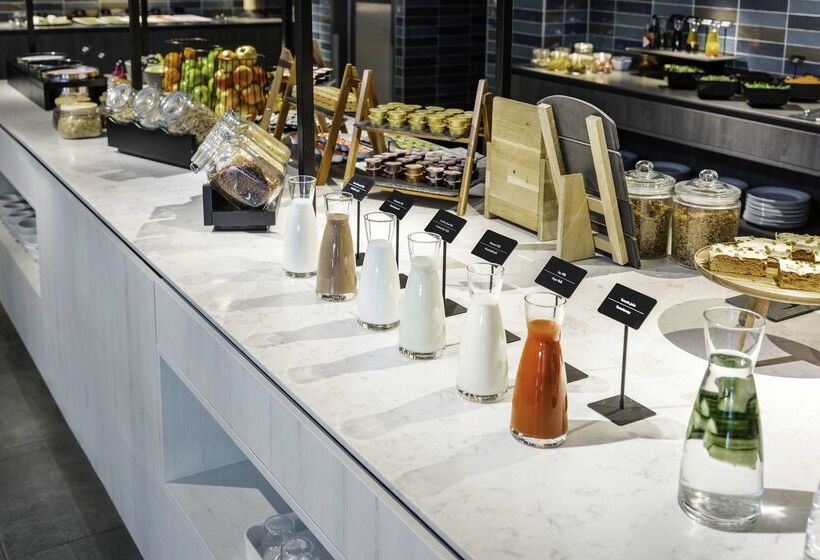 酒店 NH Brussels Airport