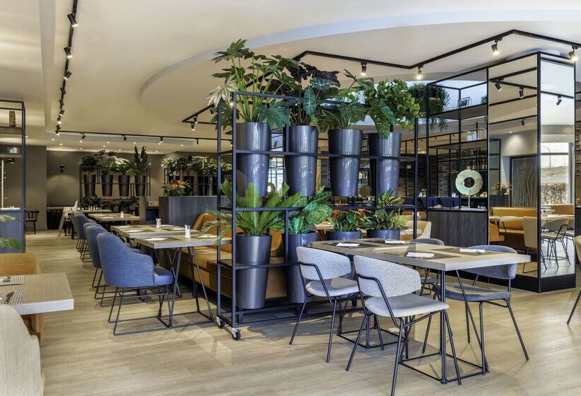 酒店 NH Brussels Airport