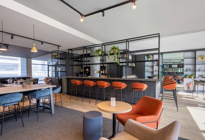 酒店 NH Brussels Airport