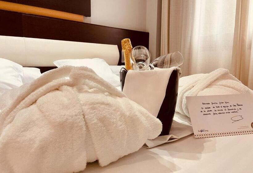 Oca Palacio De La Llorea Hotel & Spa