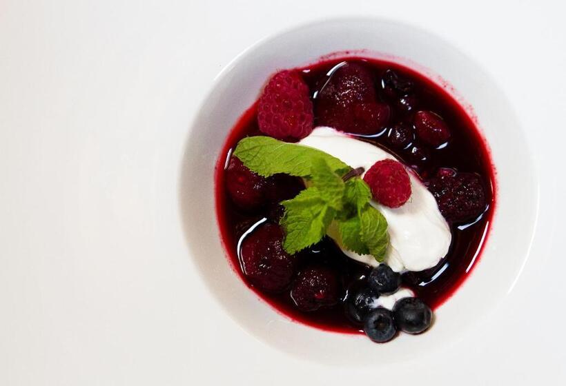 Oca Palacio De La Llorea Hotel & Spa