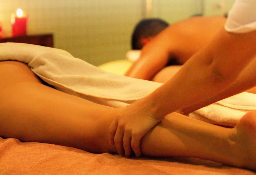 Oca Palacio De La Llorea Hotel & Spa