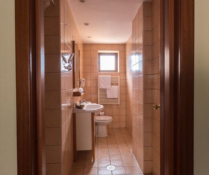 هتل Opera By Zeus International