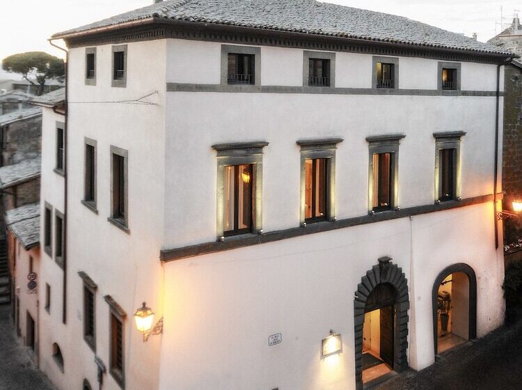 ホテル Palazzo Piccolomini
