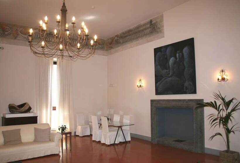 ホテル Palazzo Piccolomini