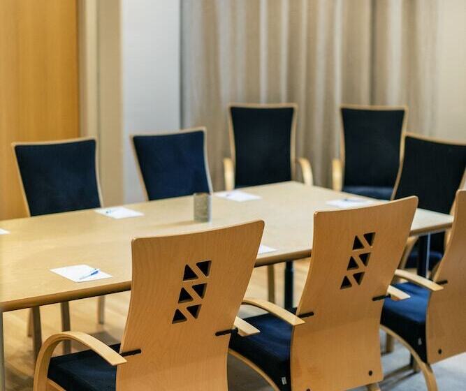 בית מלון כפרי Aiden By Best Western Haugesund Airport