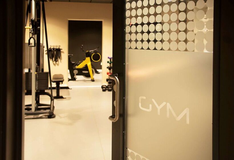 Park Inn By Radisson Oslo Airport Hotel West