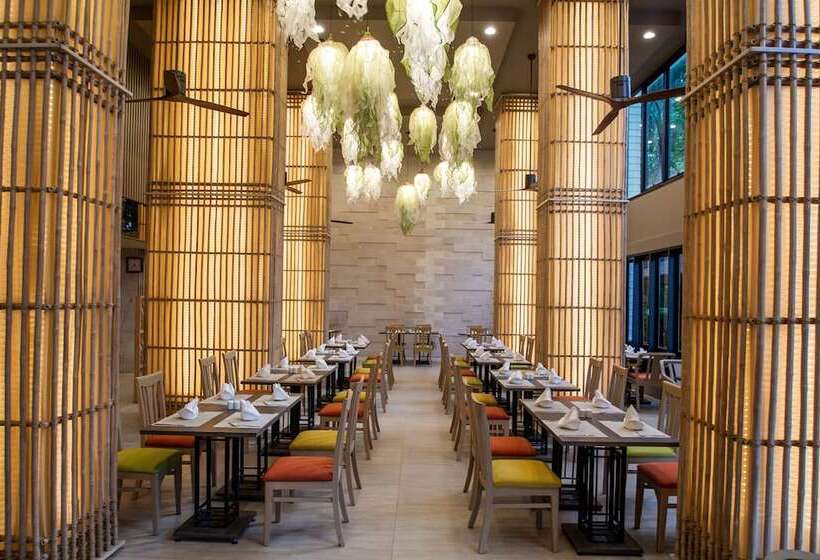 هتل Peach Hill Resort   Sha Extra Plus