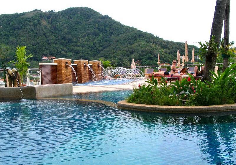 בית מלון כפרי Peach Hill Resort   Sha Extra Plus