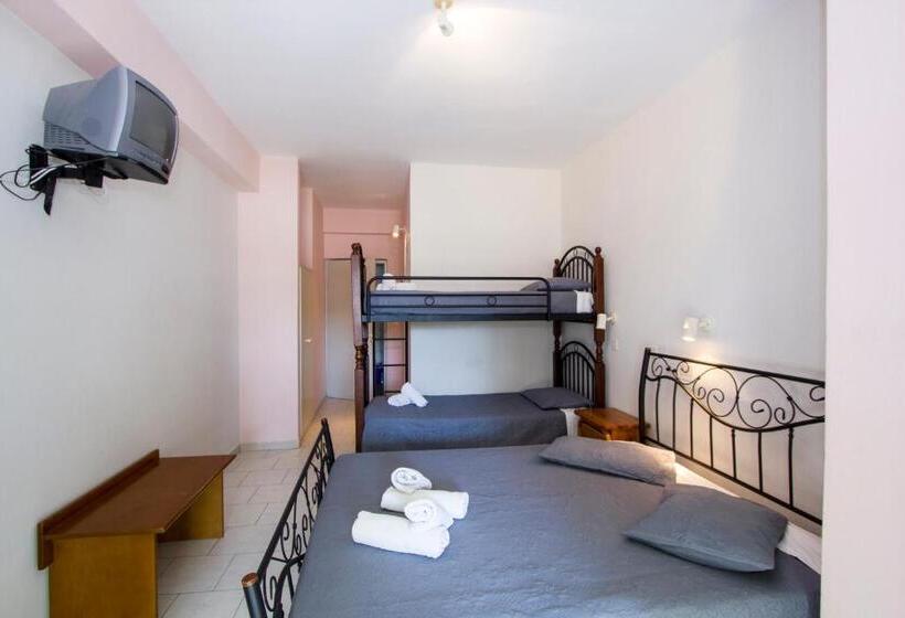 Отель Petra Nera