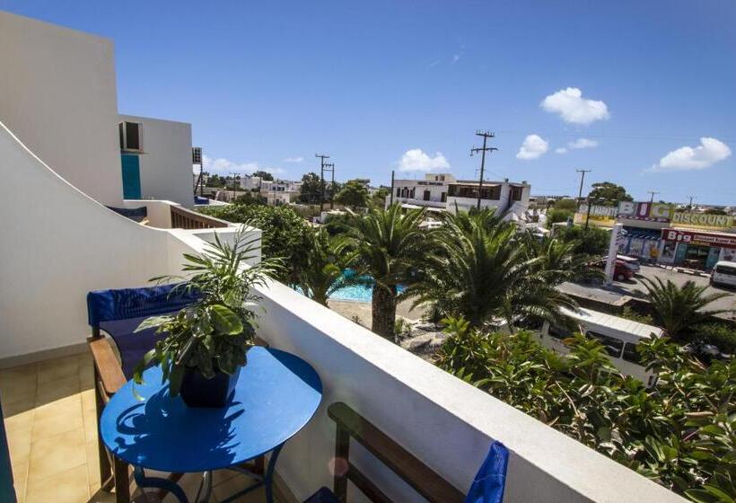 Отель Petra Nera