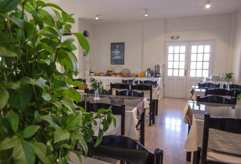 Отель Petra Nera