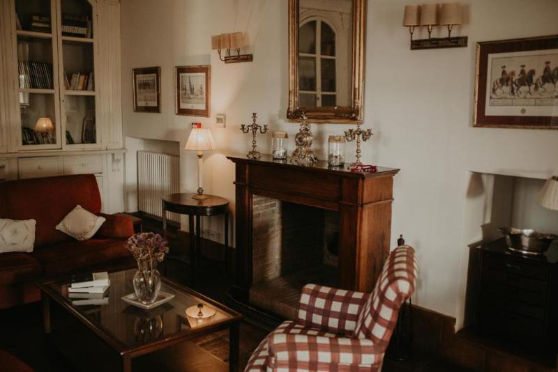 호텔 Posada De Valdezufre