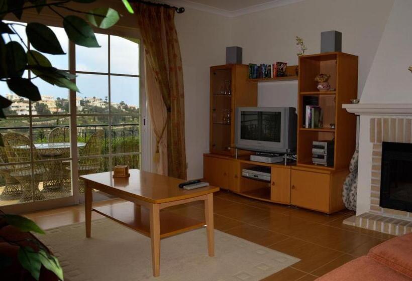 Отель Quinta Da Floresta – Santo António Villas, Golf & Spa