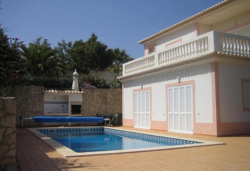 Отель Quinta Da Floresta – Santo António Villas, Golf & Spa