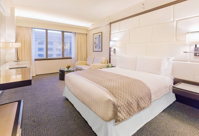 فندق Regal Airport