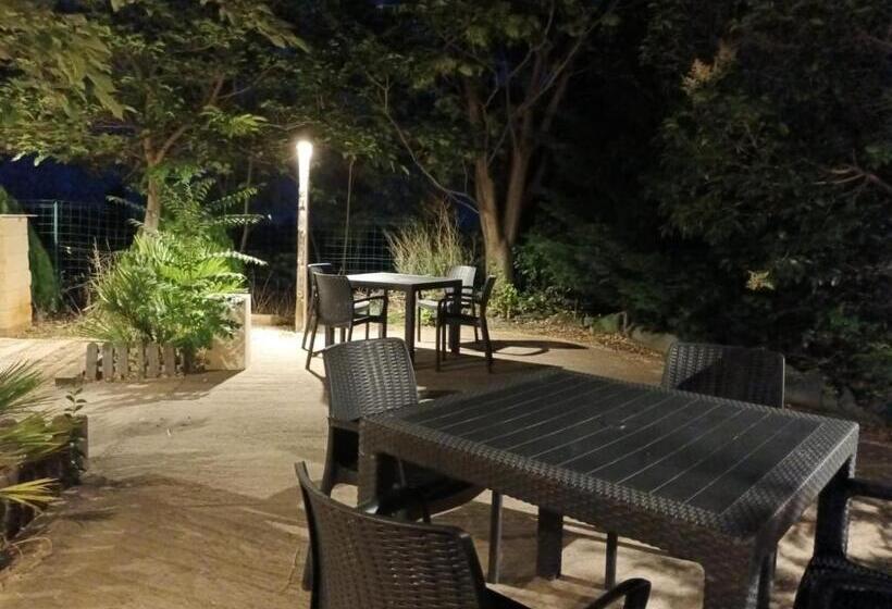 فندق Restaurante Comendador Añon De Moncayo