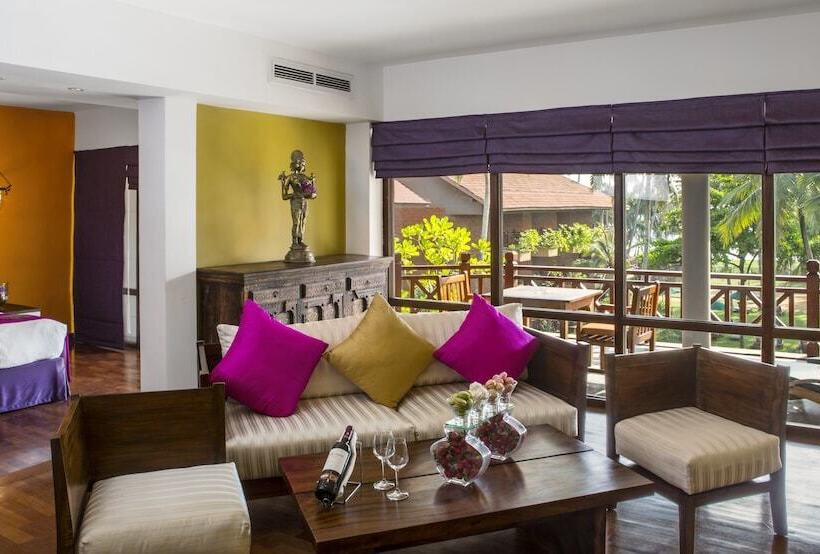 فندق Royal Palms Beach