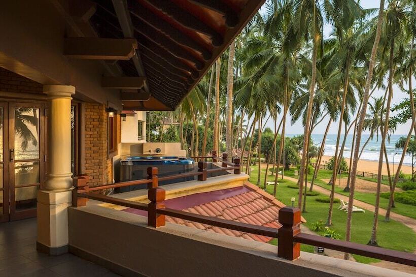 فندق Royal Palms Beach