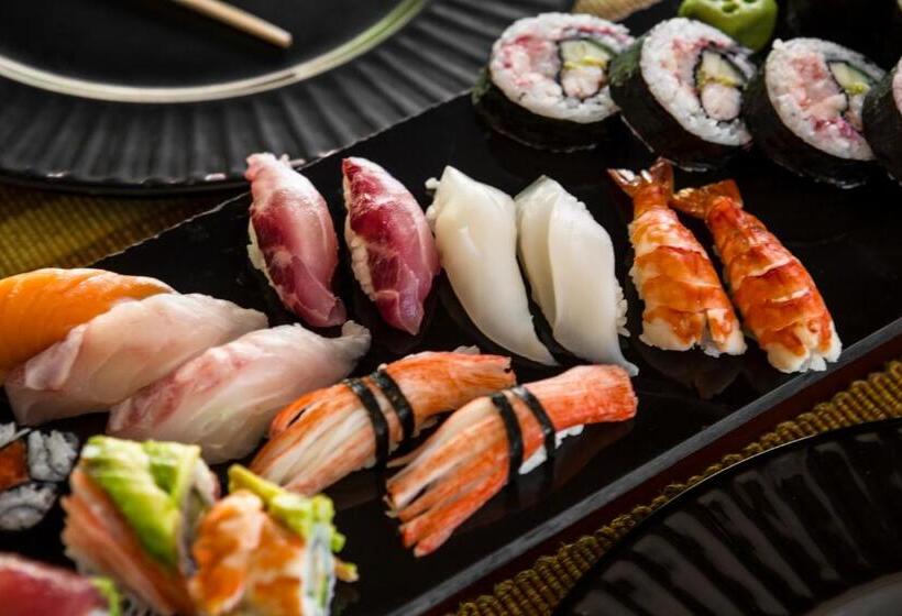 فندق Royal Palms Beach