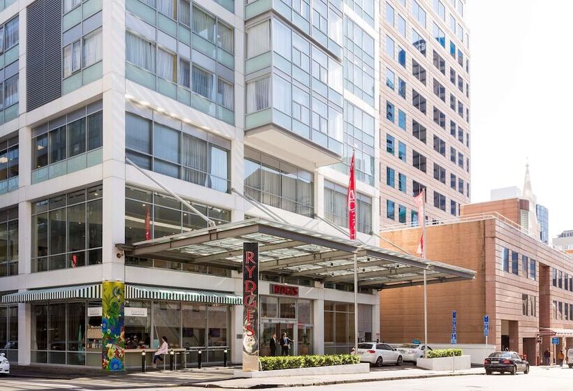 هتل Rydges Auckland