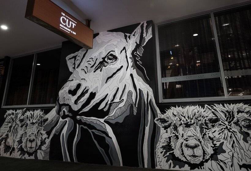 هتل Rydges Auckland