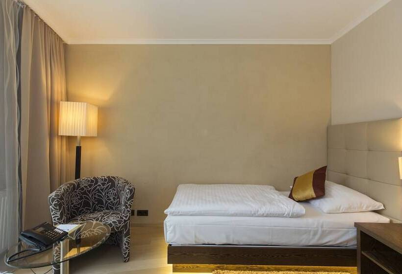 فندق Sacher Baden