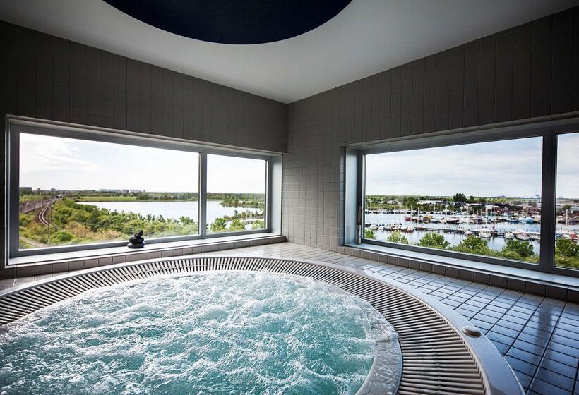 בית מלון כפרי Scandic Sluseholmen