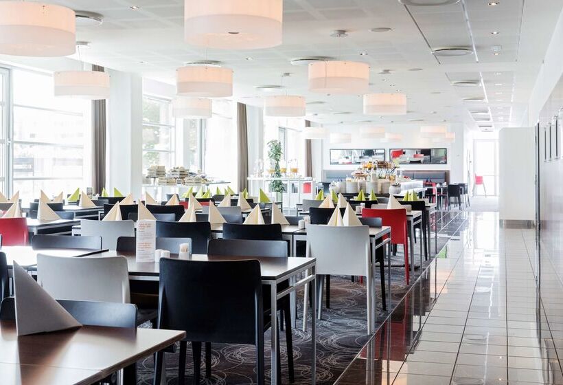 בית מלון כפרי Scandic Sluseholmen