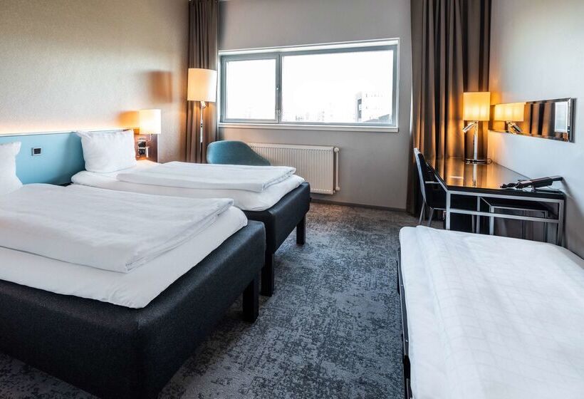 בית מלון כפרי Scandic Sluseholmen