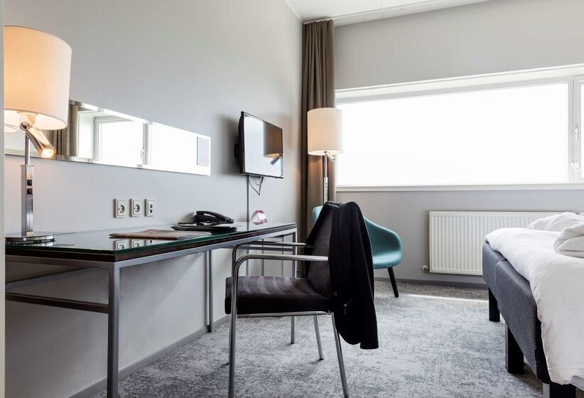 هتل Scandic Sluseholmen