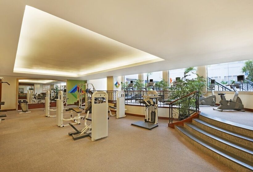 Отель Sheraton Chengdu Lido