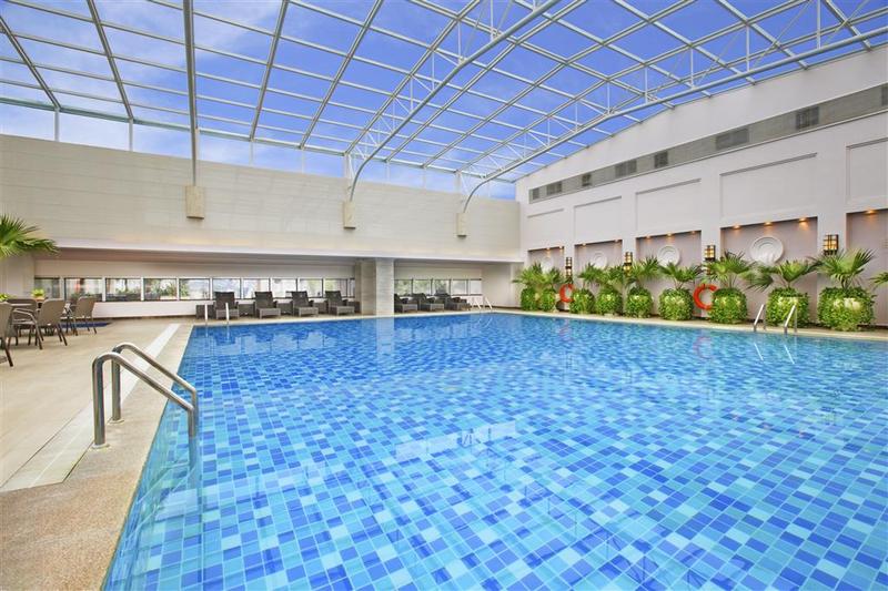 Отель Sheraton Chengdu Lido