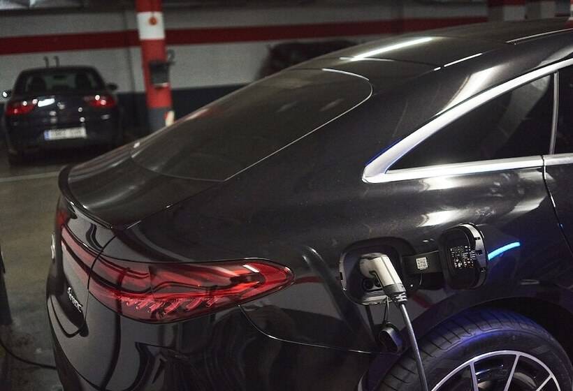 فندق Silken Puerta Valencia