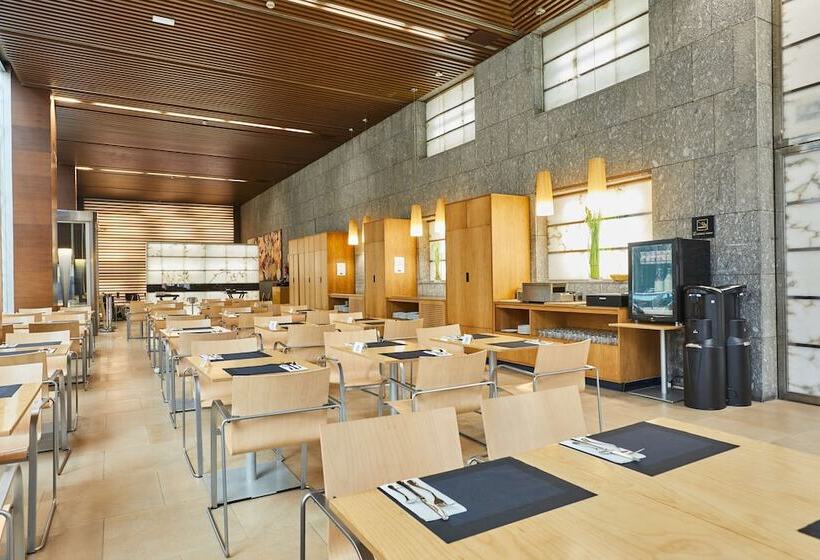 فندق Silken Puerta Valencia