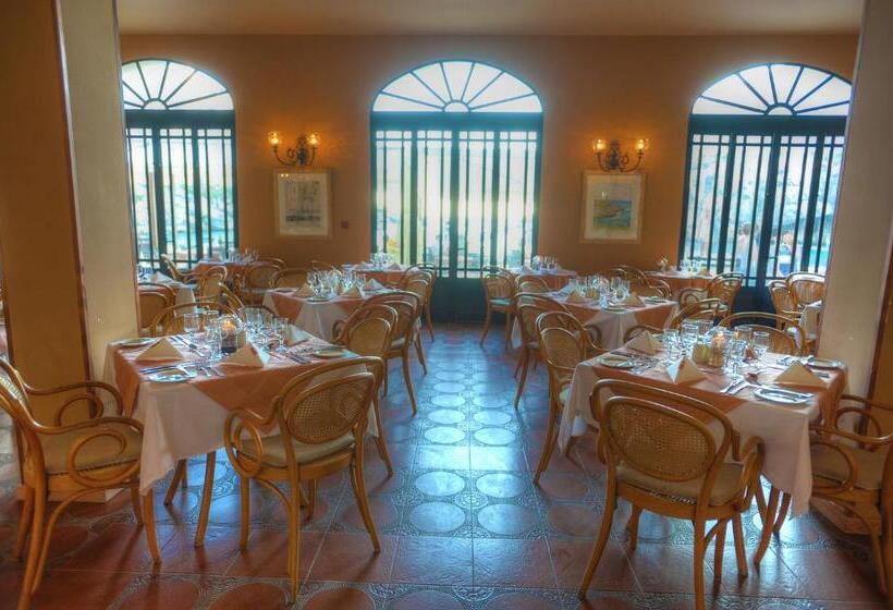 هتل St. Patrick's