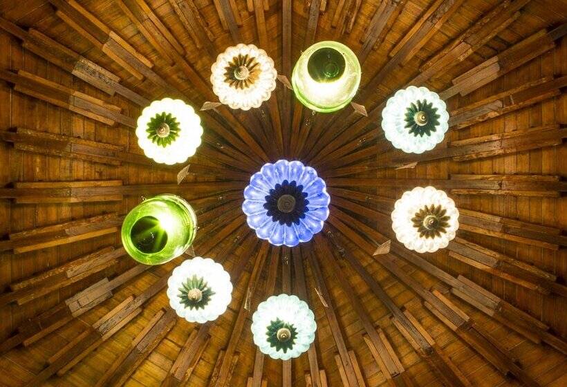 酒店 Tangerine Beach