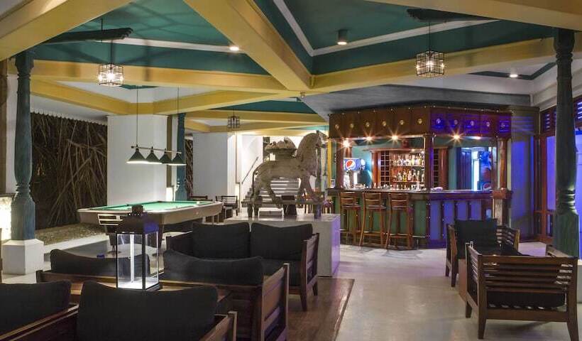 酒店 Tangerine Beach