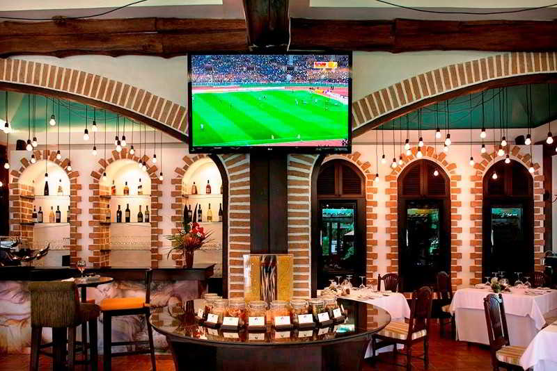 هتل The Legend Chiang Rai Boutique River Resort & Spa