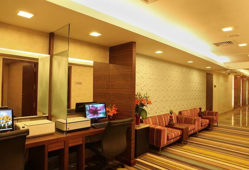 The Metropolitan Hotel & Spa New Delhi
