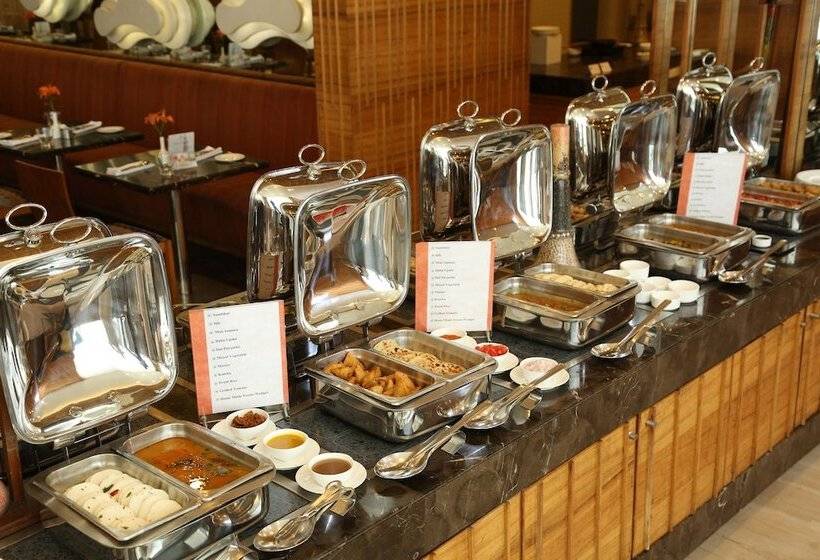 The Metropolitan Hotel & Spa New Delhi