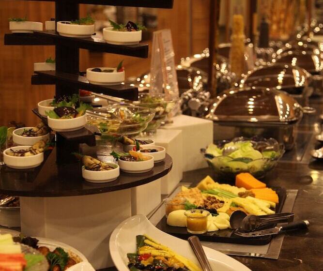 The Metropolitan Hotel & Spa New Delhi