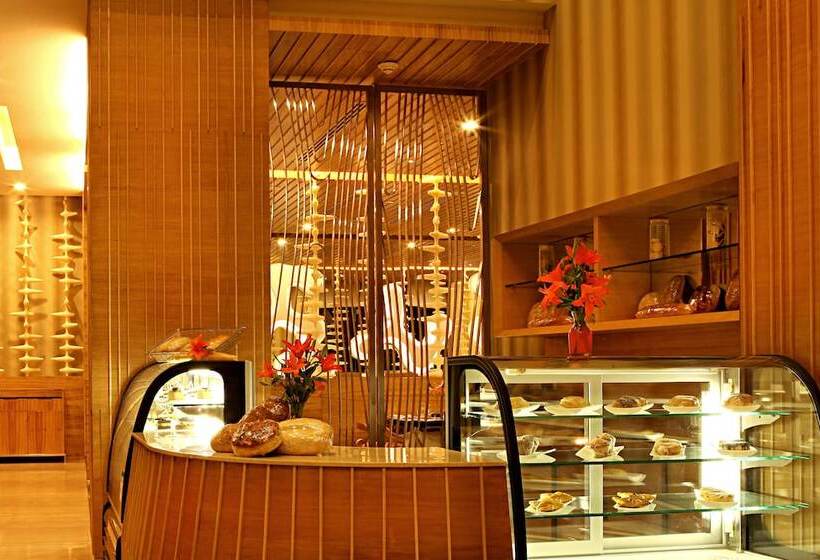 The Metropolitan Hotel & Spa New Delhi