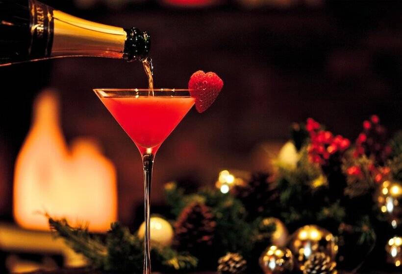 בית מלון כפרי The Naha Terrace