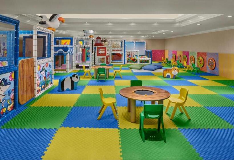 Hotel The Ritz Carlton, Istanbul At The Bosphorus