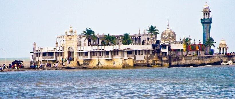 Отель The Sahil